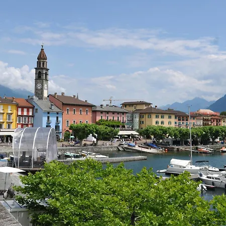 Red View Apartment - Happy Rentals Ronco sopra Ascona Exterior photo
